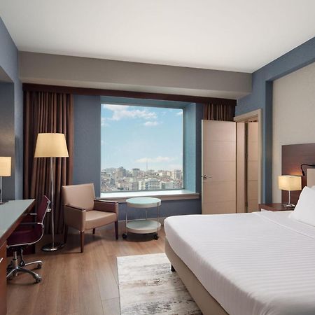 Delta Hotels By Marriott Istanbul West Exteriör bild