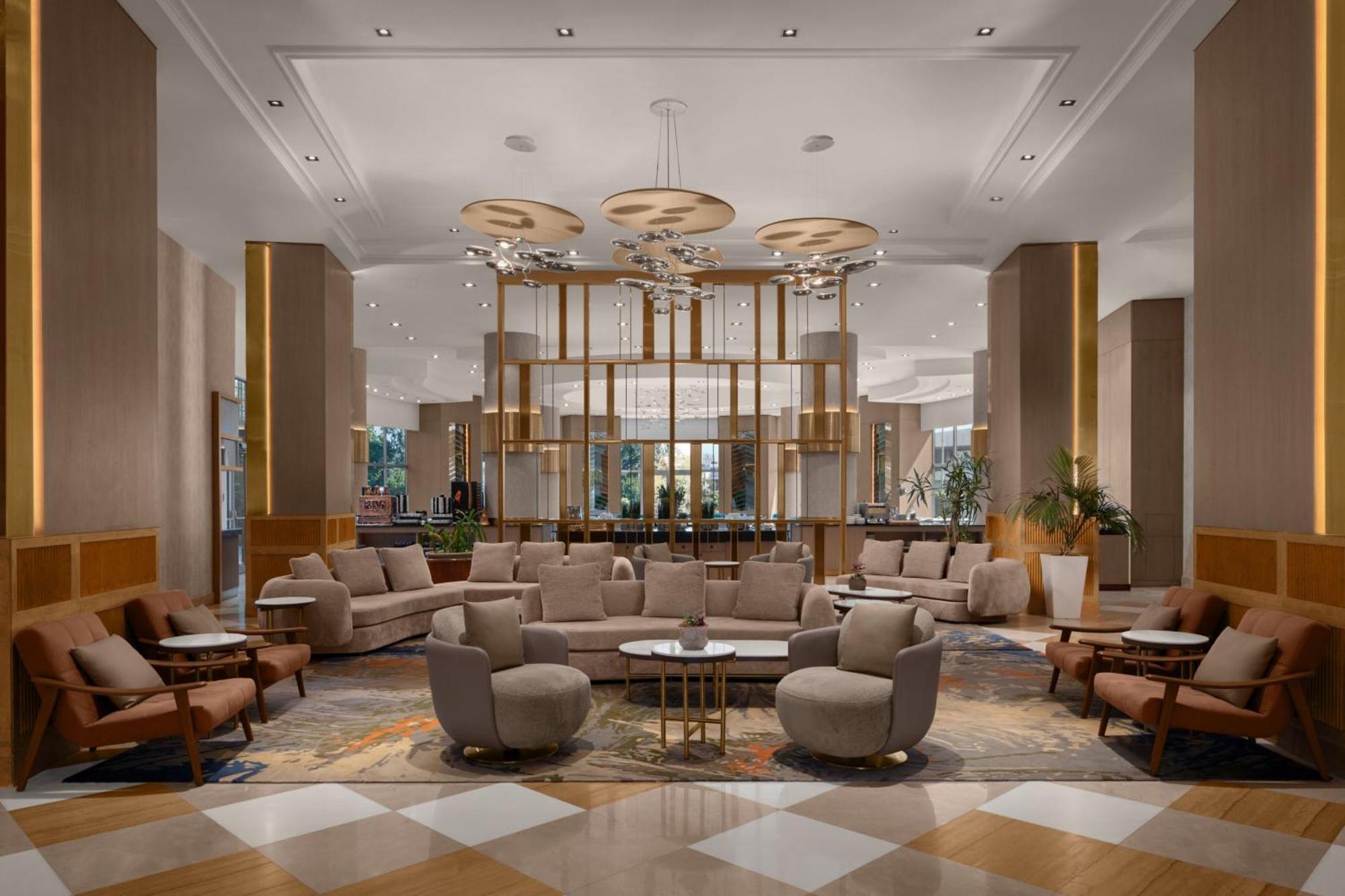 Delta Hotels By Marriott Istanbul West Exteriör bild